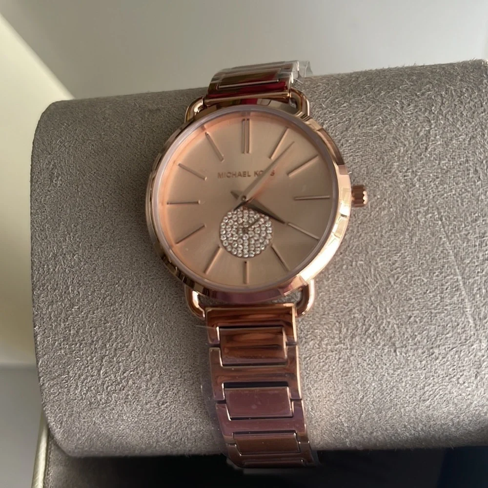 Micheal kors rose gold 32mm
